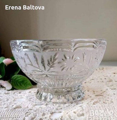 Кристални чаши и купа, снимка 3 - Сервизи - 42700330