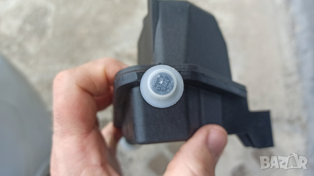 казанче за хидравликата VW golf, Bora, Audi, Seat, Skoda, снимка 2 - Части - 44783876