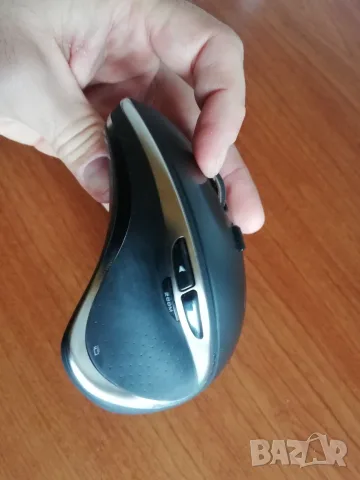 Logitech Performance MX, снимка 2 - Клавиатури и мишки - 56111713