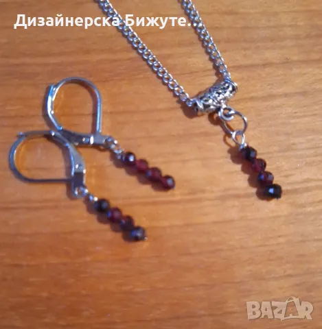 Красив и нежен комплект бижута обеци и колие с камъни Гранат и елементи в цвят сребро , снимка 3 - Бижутерийни комплекти - 49314686