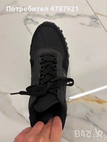 Продавам оригинални обувки чисто нови продавам ги понеже са ми тесни, снимка 3 - Маратонки - 54094672