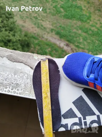 детски маратонки Адидас, снимка 2 - Детски маратонки - 47530565
