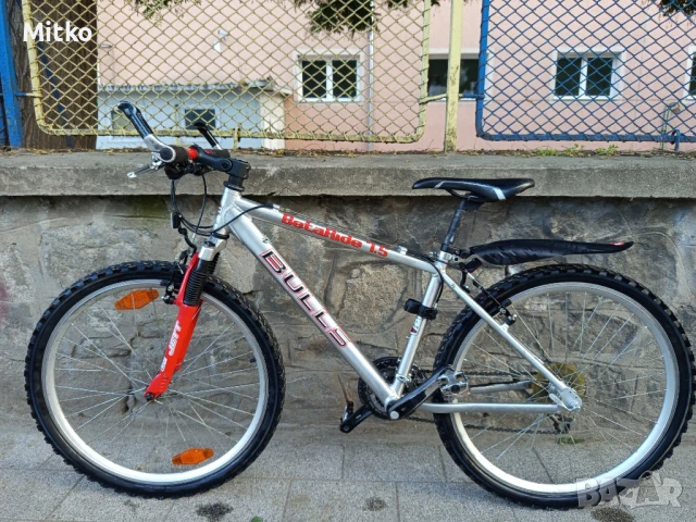 26 цола алуминиев велосипед с 21 скорости усилени капли амортисьори предни като нов 