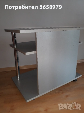 Продавам масичка за телевизор, с колелца, снимка 4 - Маси - 53139914