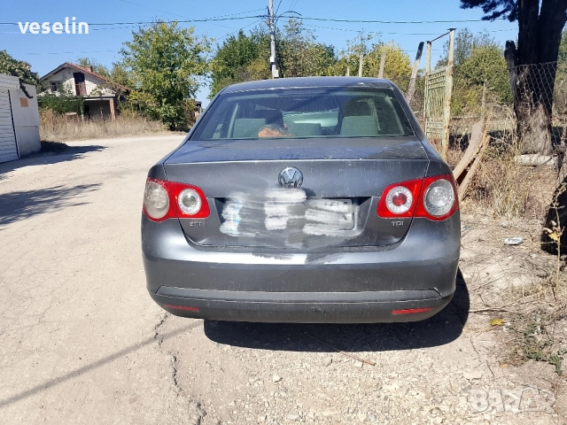 vw jeta 1,9 tdi за части стават и за Голф 5, снимка 2 - Части - 51808252
