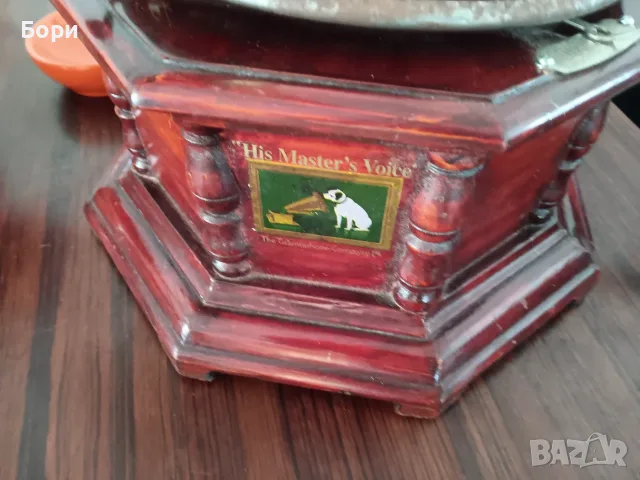 Грамофон His Masters Voice 1916г, снимка 7 - Грамофони - 55740584