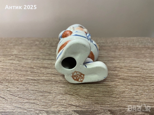 Порцеланова статуетка „Зимно момче с лопатка“, снимка 3 - Антикварни и старинни предмети - 53237839