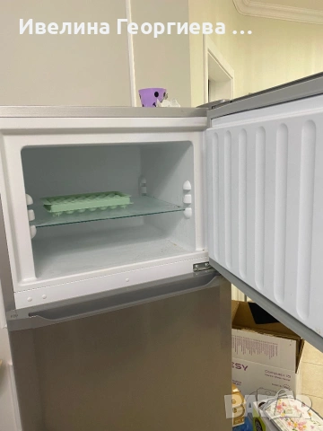 Хладилник Liebherr с горна камера, използван, снимка 3 - Хладилници - 53934321