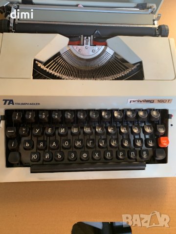 пишеща машина privileg 160T, снимка 3 - Антикварни и старинни предмети - 44493185