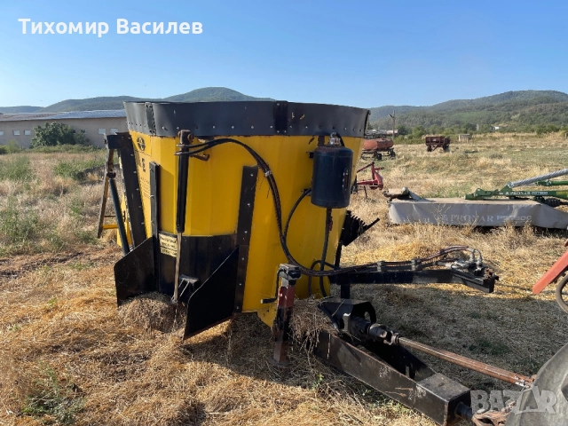 Фуражораздаващо ремарке / миксер , снимка 10 - Селскостопанска техника - 52745740