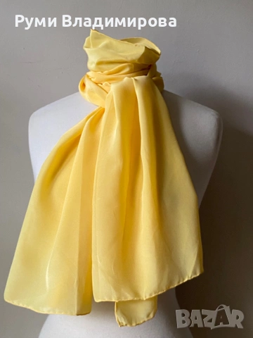 Жълт шал от 100 % коприна, снимка 3 - Шалове - 54035154