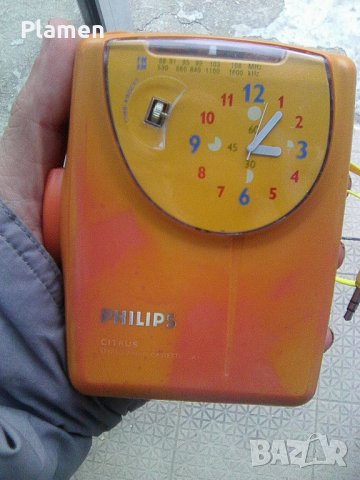 Уокмен Филипс с часовник, радио и касетофон