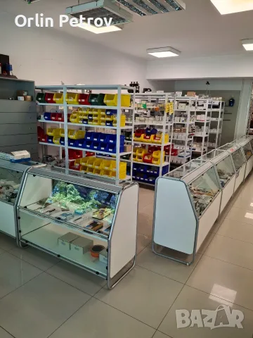 Продава се магазин за електроматериали в гр Добрич , снимка 6 - Магазини - 55780246