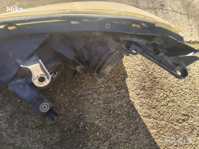 Фарове за Тойота раф4 в008, снимка 3 - Аксесоари и консумативи - 52611905