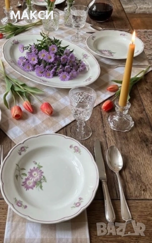 Порцелан мини комплект- голямо плато и две дълбоки чинии Перфектно състояние,  изискан стил за всяка