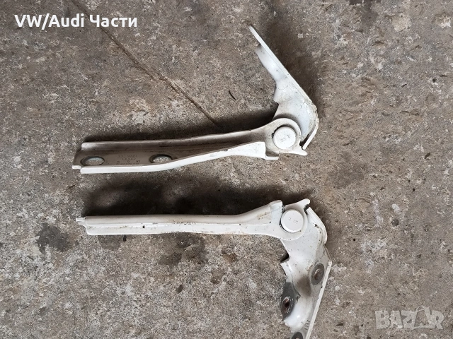 Панти преден капак за Ауди А3 Audi A3 S3 8L 8L0823302B, снимка 2 - Части - 53038236