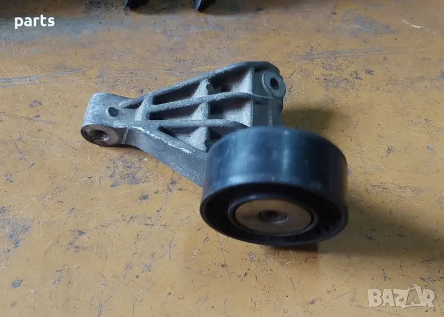 Стойка Компресор Климатик и Ролка 2.7 Jeep Гранд Чероки WJ - Мерцедес - 6652030140, снимка 4 - Части - 47700992