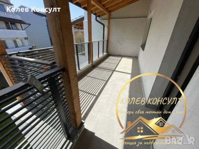 Новопостроена къща в гр. Царево, снимка 3 - Къщи - 54093417