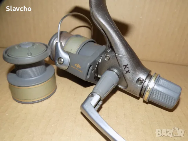 Риболовна макара Shimano KX 3000/ Made in Malaysia, снимка 6 - Макари - 56261477