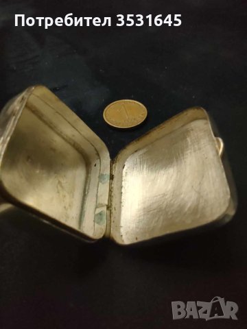 Малка сребърна кутийка, снимка 6 - Други ценни предмети - 42820122