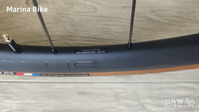 Карбонови шосейни капли Bontrager Aeolus Elite 35 Carbon Tubeless | HG, снимка 10 - Части за велосипеди - 55720796