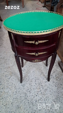 Шкаф с високи крачета №44, снимка 2 - Шкафове - 51976667