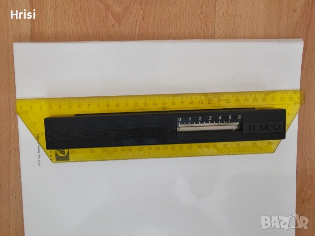 Линия за чертане с въртяща се тежест