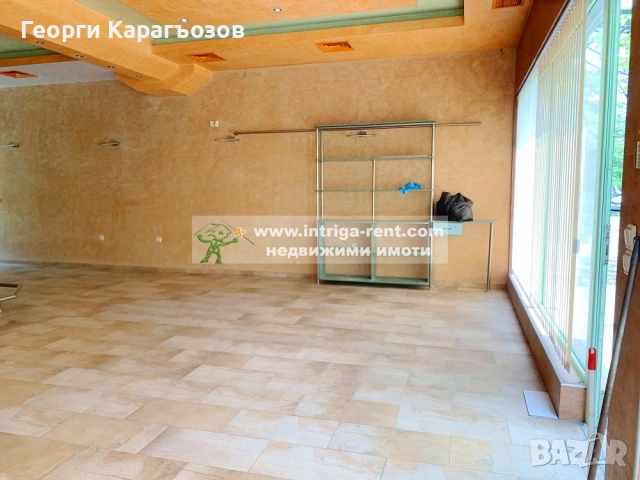 №3635 Търговски обект под наем в центъра на града, в близост до МБАЛ Хасково., снимка 7 - Магазини - 54022905