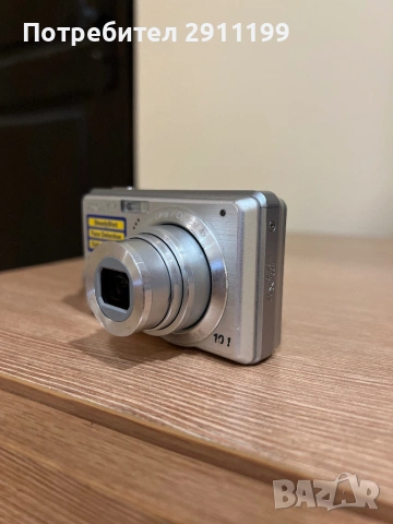 Фотоапарат Sony 10,1 Mp с подаръци, снимка 3 - Фотоапарати - 54247558