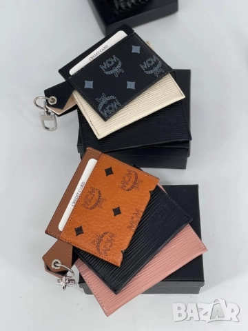 визитник от естествена кожа gucci louis vuitton , снимка 7 - Портфейли, портмонета - 51447653