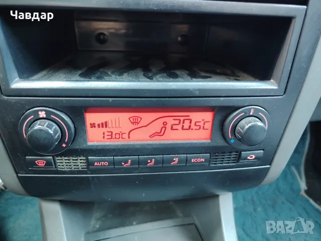 SEAT Ibiza 1.4 TDI/55kW/75 к.с. - 2003 година, снимка 9 - Автомобили и джипове - 55998900