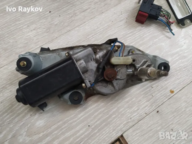 МОТОРЧЕ ЗА ЗАДНА ЧИСТАЧКА SAAB 9-3 4240677 159100-8950