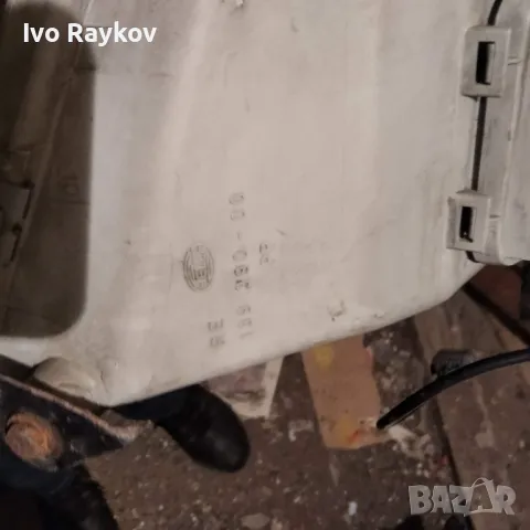 Фар Saab 9000-95г Hella ел.десен 139390-00, снимка 2 - Части - 48263585