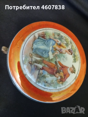 Порцеланова кутийка за бижута, снимка 3 - Антикварни и старинни предмети - 52661580