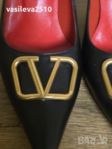 Valentino Garavani дамски обувки на ток от естествена кожа , снимка 6 - Дамски обувки на ток - 53892247