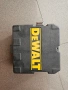 Зелен линеен лазерен нивелир DeWALT DW088CG, 20 м, 0.3 мм/м , снимка 5
