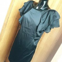 Черна къса рокля с къдрав ръкав и лъскав ефект М/Л, снимка 3 - Рокли - 23208051