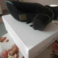 Обувки, снимка 4 - Дамски обувки на ток - 38050281