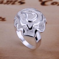 Сребърен комплект обици и пръстен с роза, снимка 2 - Колиета, медальони, синджири - 31939466