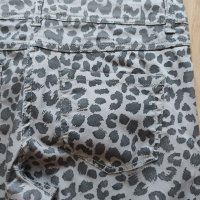 Страхотен дамски панталон тип дънки Л размер, снимка 10 - Дънки - 37146000