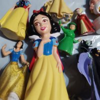 Снежанка и Седемте вещица Джуджета Принц пластмасови играчки фигурки за игра и торта фигурка, снимка 3 - Фигурки - 30355459