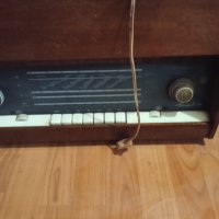 Радиограмофон Акорд 102, снимка 2 - Антикварни и старинни предмети - 44395906