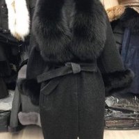 Дамско палто с естествена Лисица , снимка 1 - Палта, манта - 29647928
