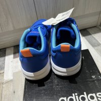 Оригинални маратонки Adidas, снимка 9 - Маратонки - 37774192