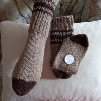Ръчно плетени мъжки чорапи от вълна 40 размер, снимка 2 - Мъжки чорапи - 39704312