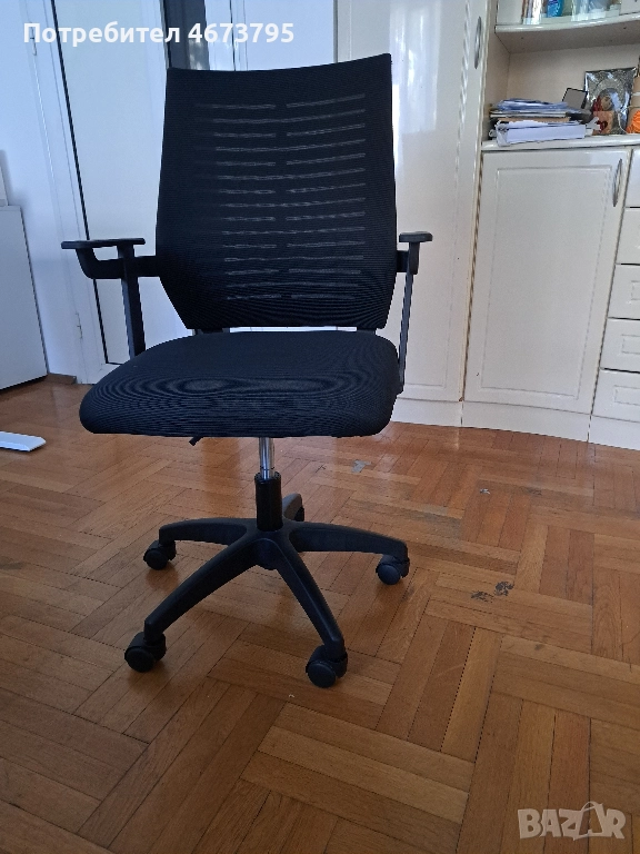 Офис стол на колелца с мрежа, снимка 1