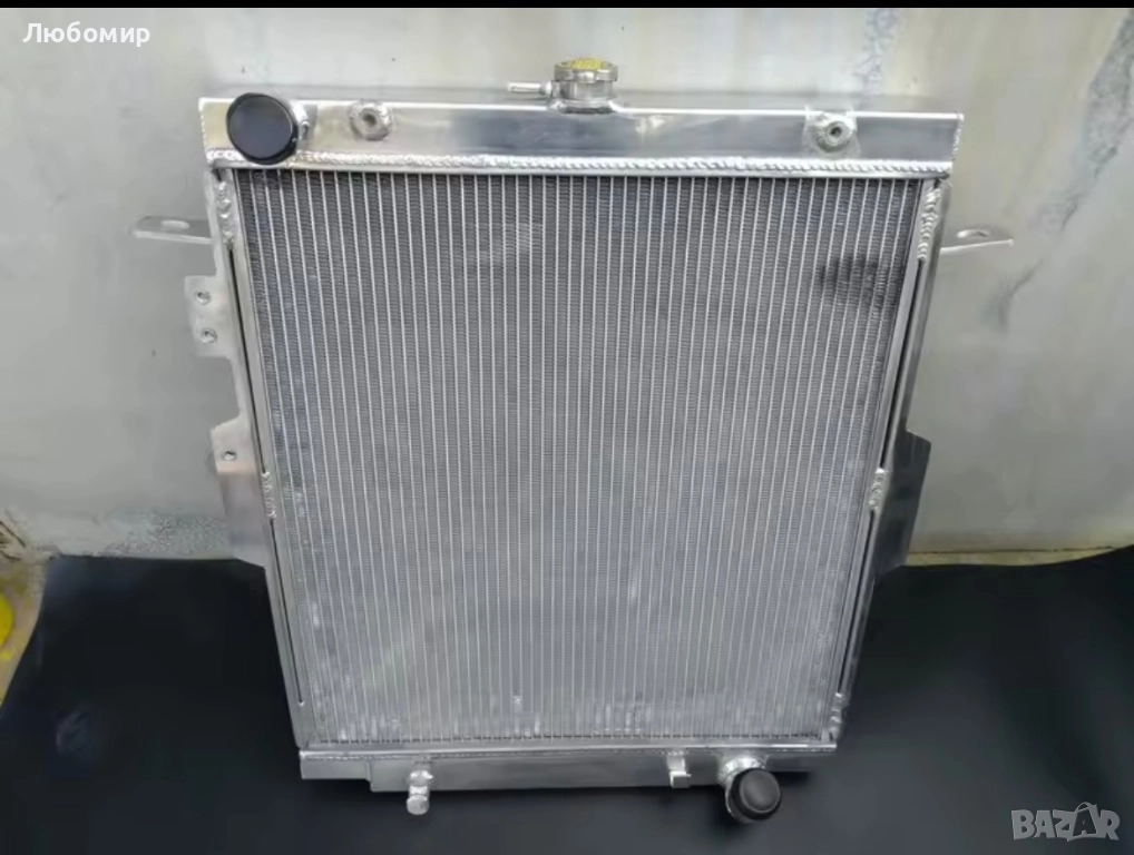 Воден радиатор Toyota 1HZ, снимка 1
