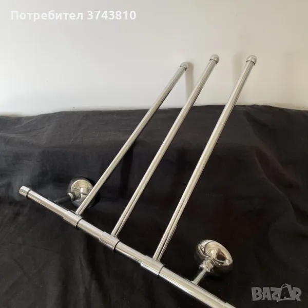 Закачалката с три подвижни рамена за хавлии, снимка 1