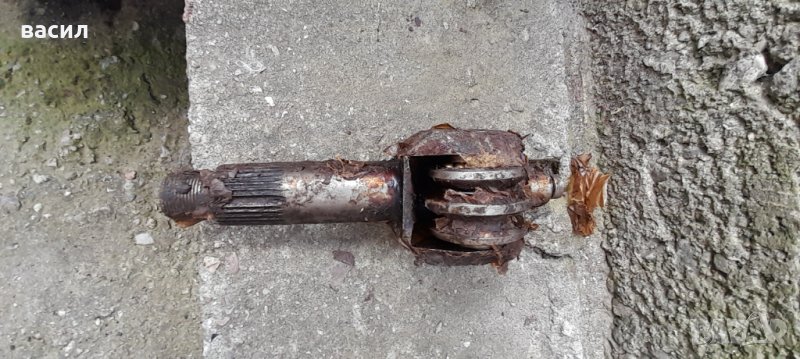 Части  за  кормилна кутия ГАЗ 53, снимка 1