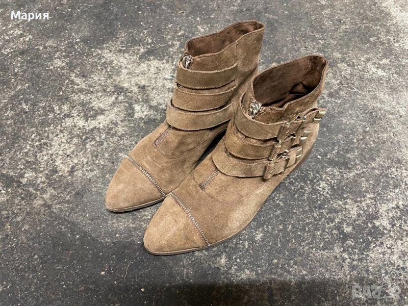 Боти от естествен велур Stradivarius, снимка 1